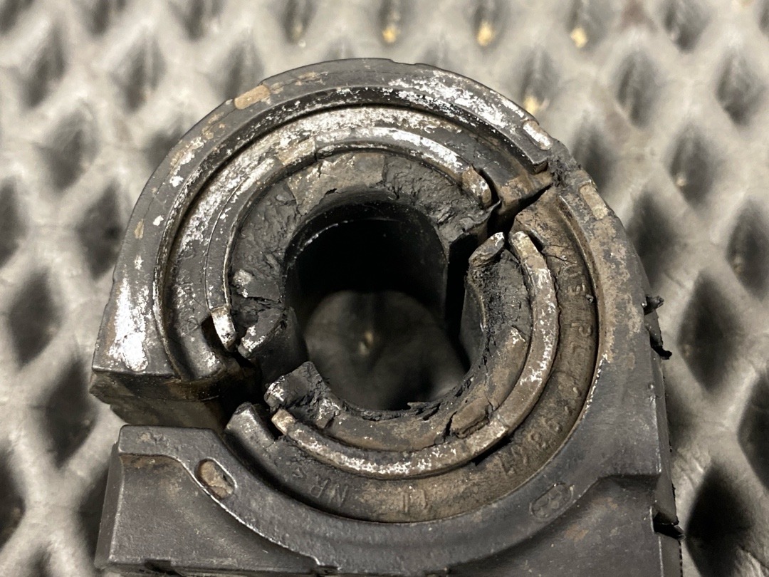 Стабилизатор, 2610 рублей, Красноярск