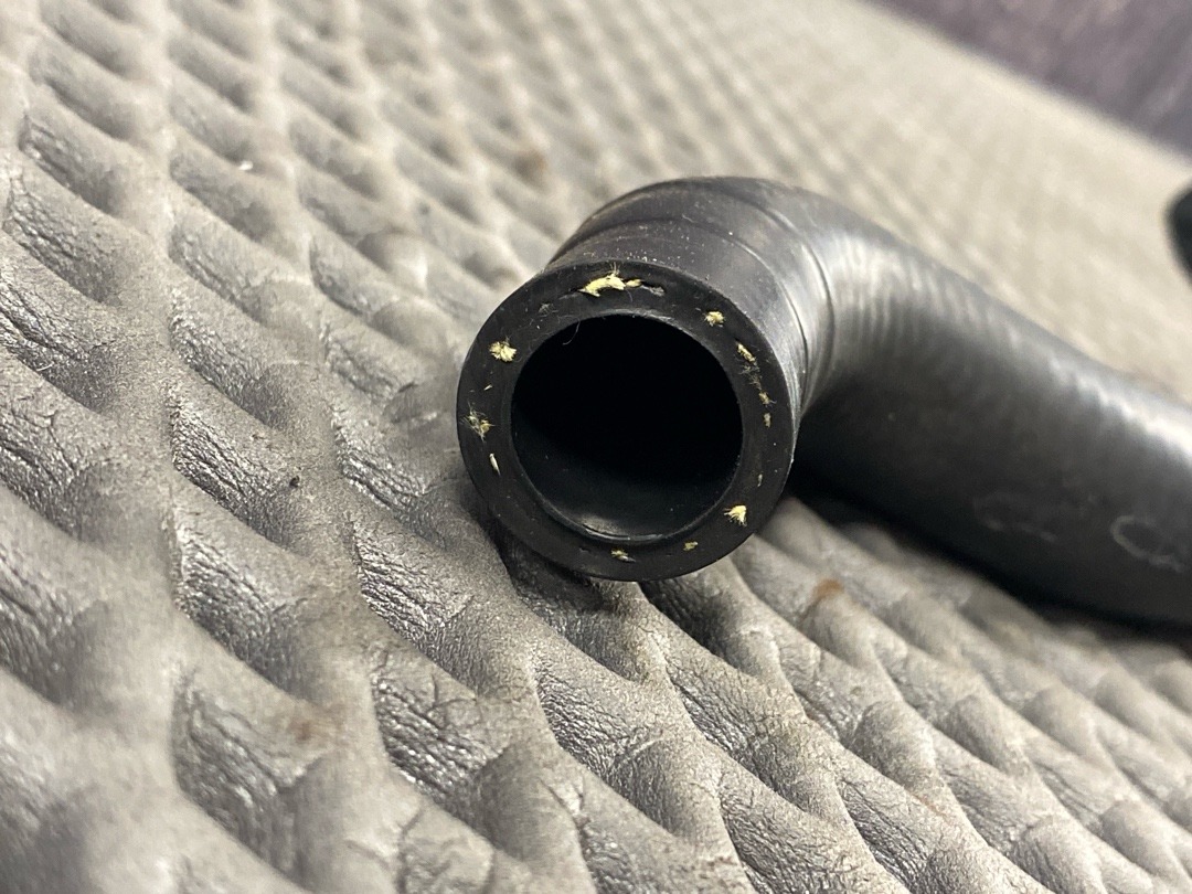 Шланг системы охлаждения, 1420 рублей, Красноярск