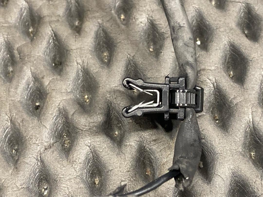 Замок капота, 1430 рублей, Красноярск