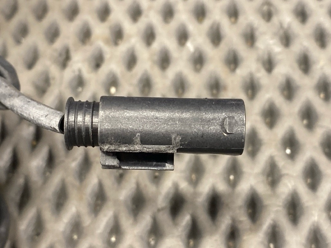 Замок капота, 1430 рублей, Красноярск