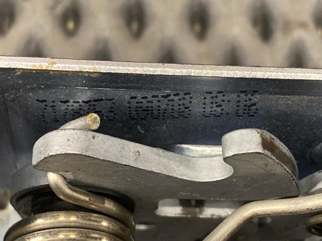 Замок капота, 1430 рублей, Красноярск