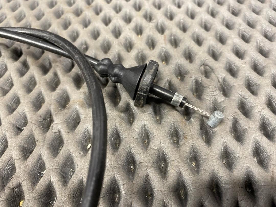 Трос капота, 1410 рублей, Красноярск