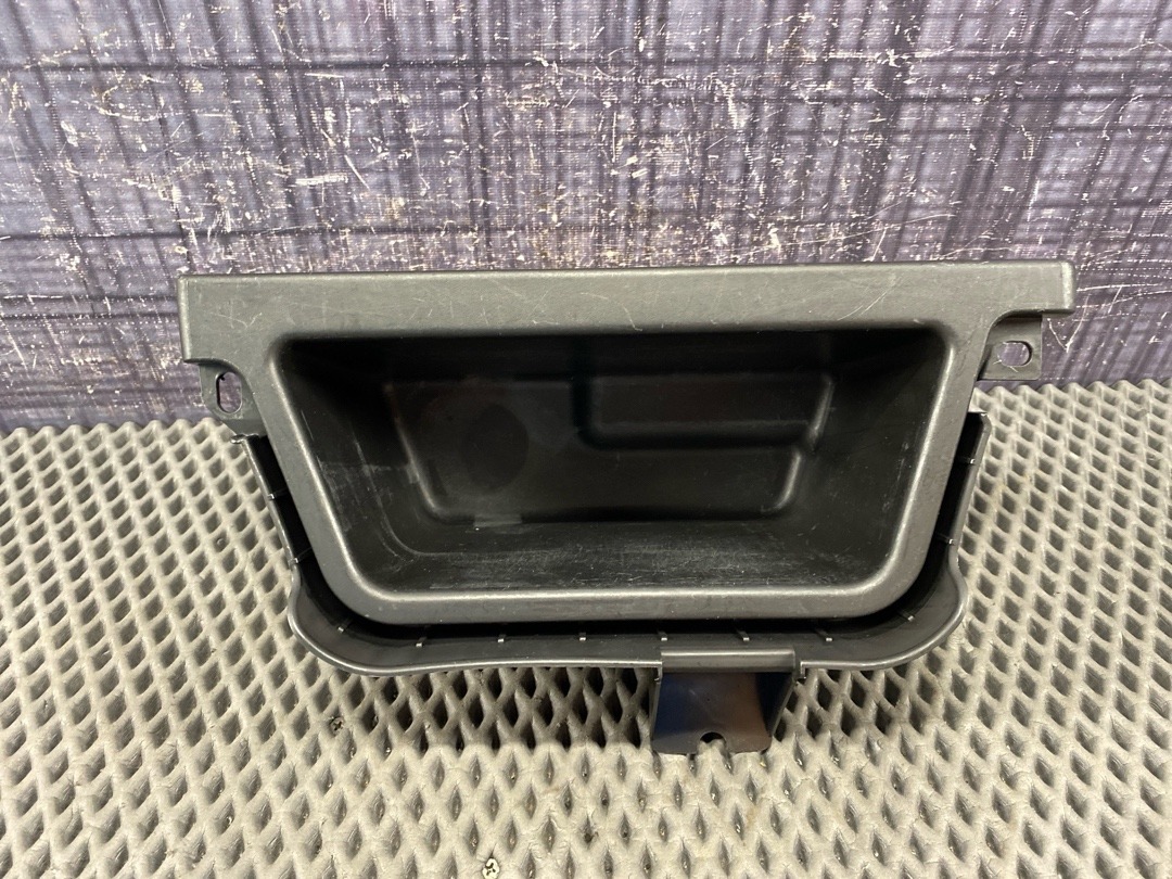 Пластик багажника, 840 рублей, Красноярск