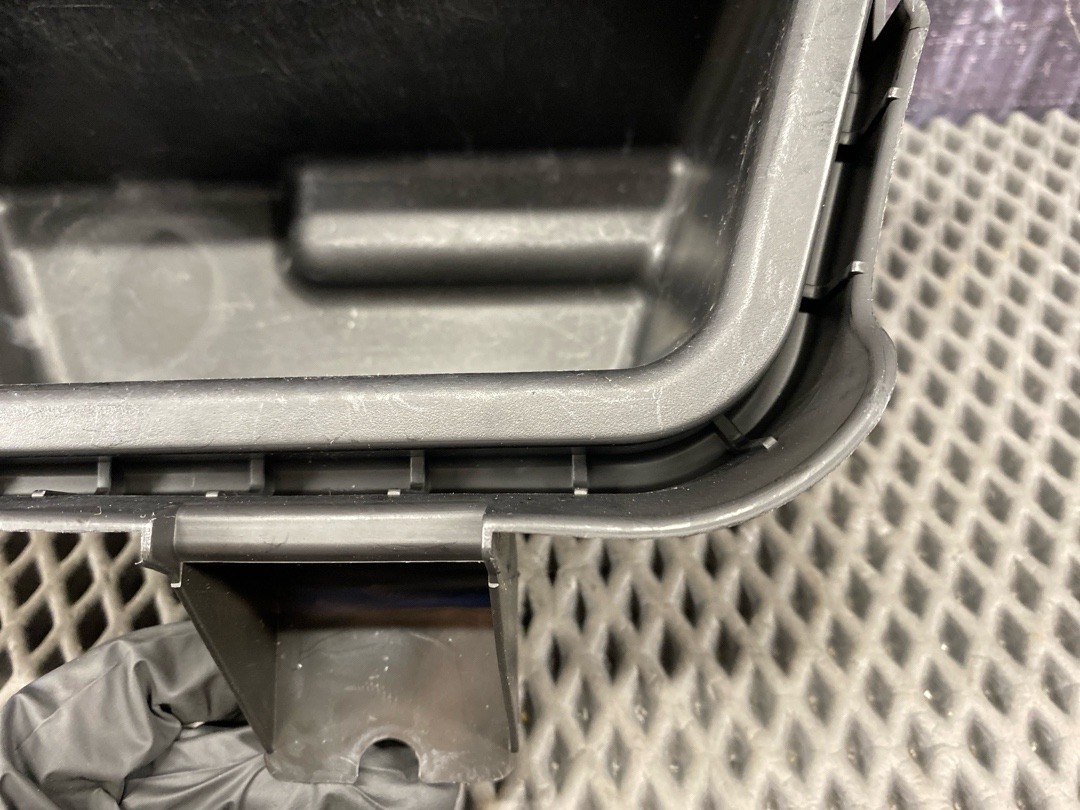 Пластик багажника, 840 рублей, Красноярск