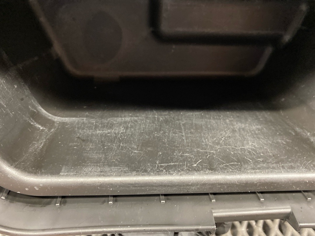 Пластик багажника, 840 рублей, Красноярск