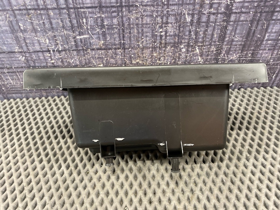 Пластик багажника, 840 рублей, Красноярск