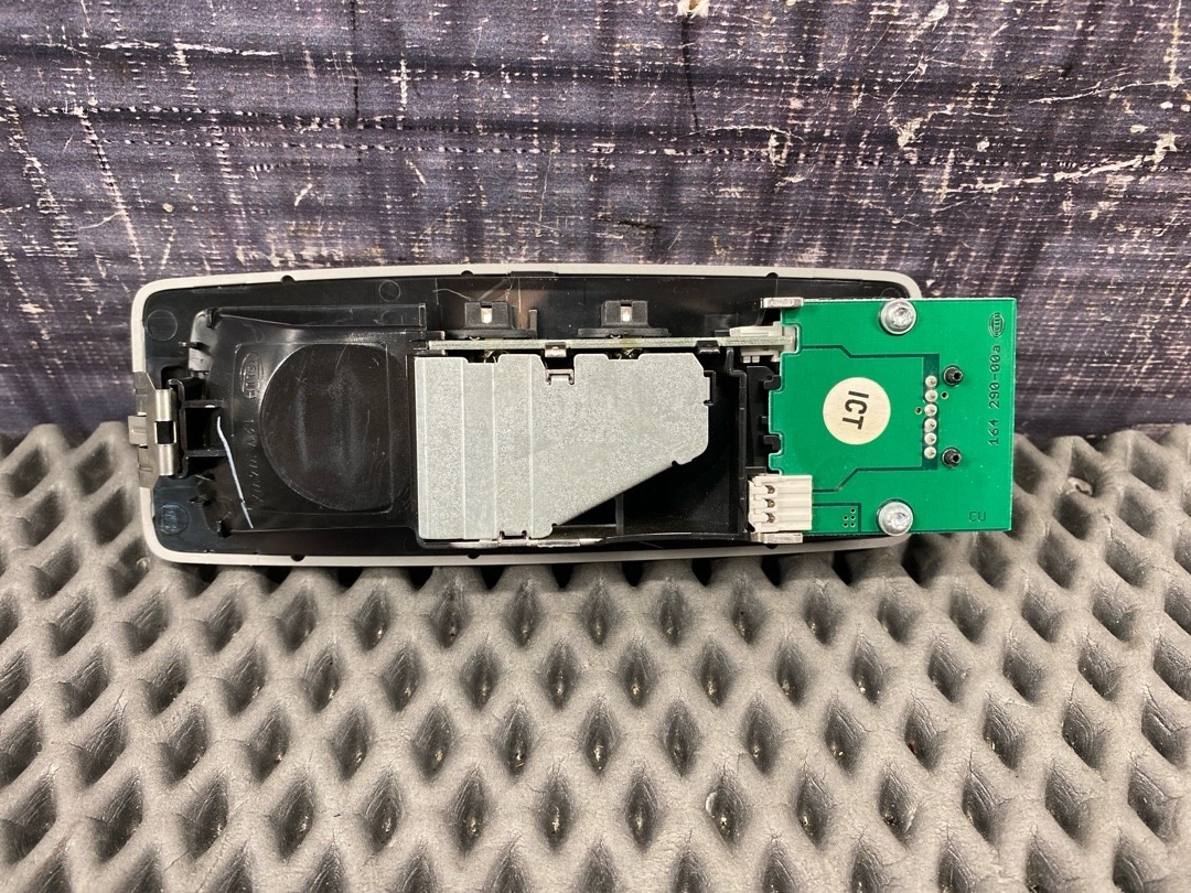 Плафон салона, 1440 рублей, Красноярск