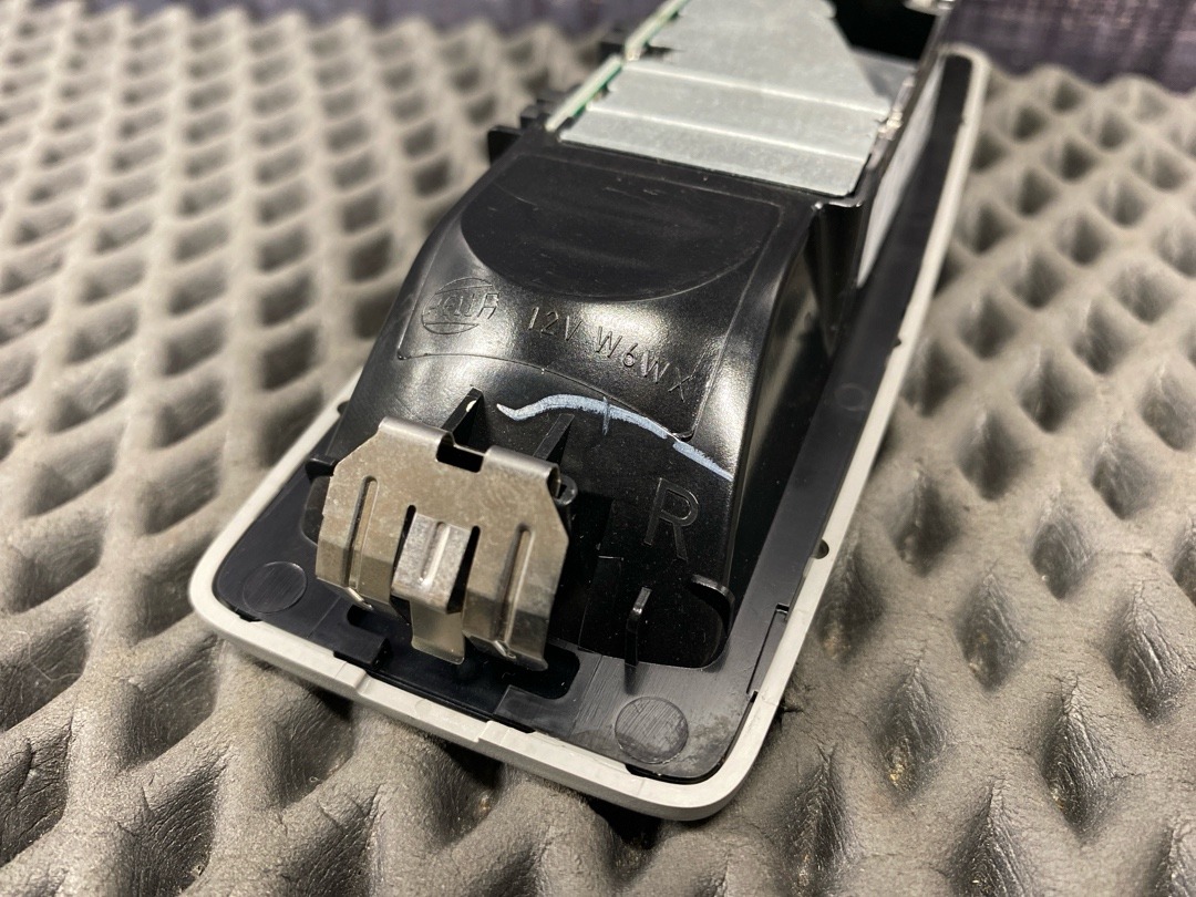 Плафон салона, 1440 рублей, Красноярск