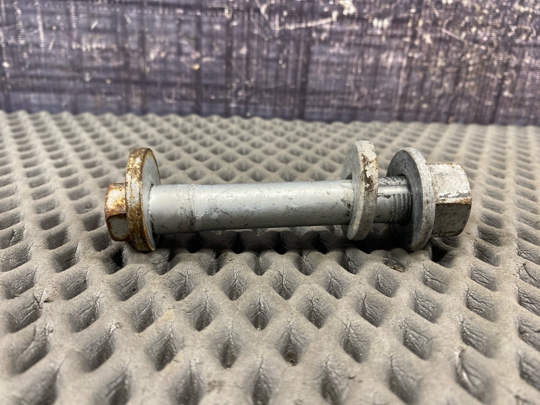 Болт развальный, 640 рублей, Красноярск