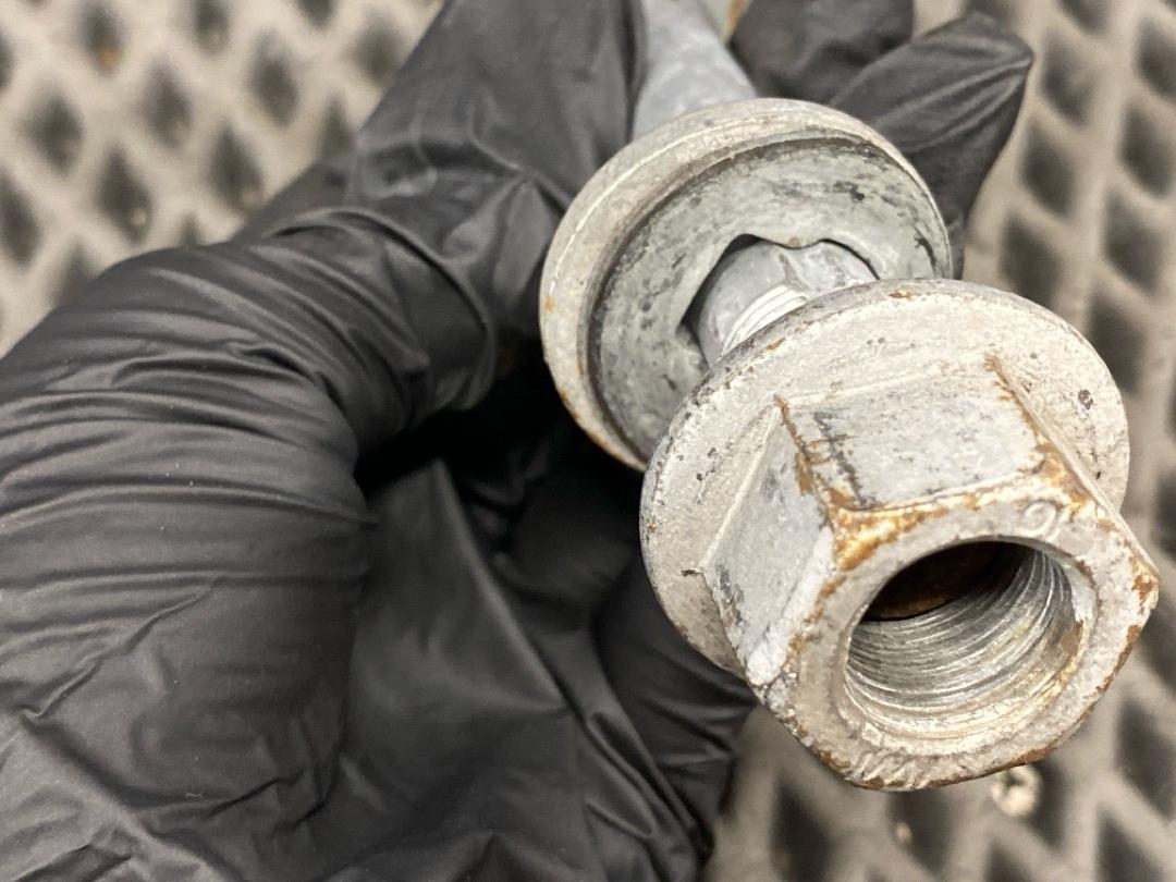 Болт развальный, 640 рублей, Красноярск