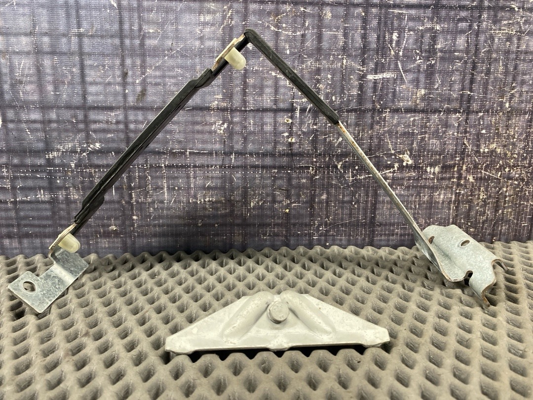 Крепление аккумулятора, 1380 рублей, Красноярск