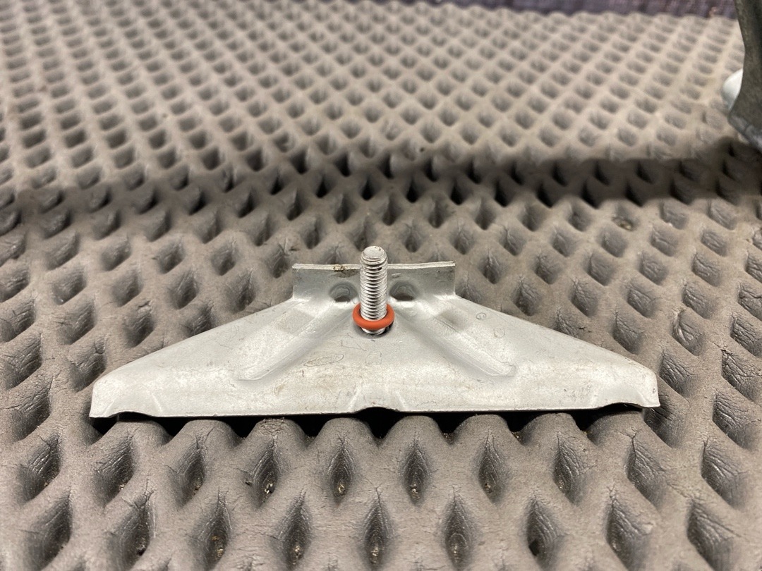 Крепление аккумулятора, 1380 рублей, Красноярск