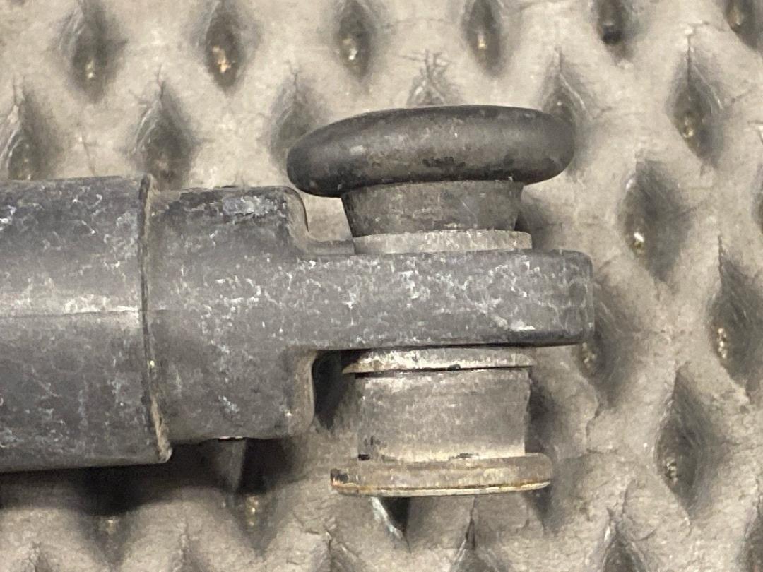 Амортизатор багажника, 820 рублей, Красноярск