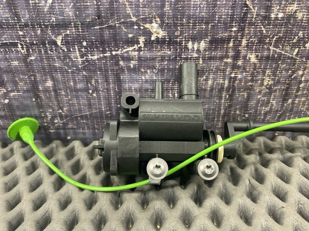 Замок лючка бензобака, 760 рублей, Красноярск