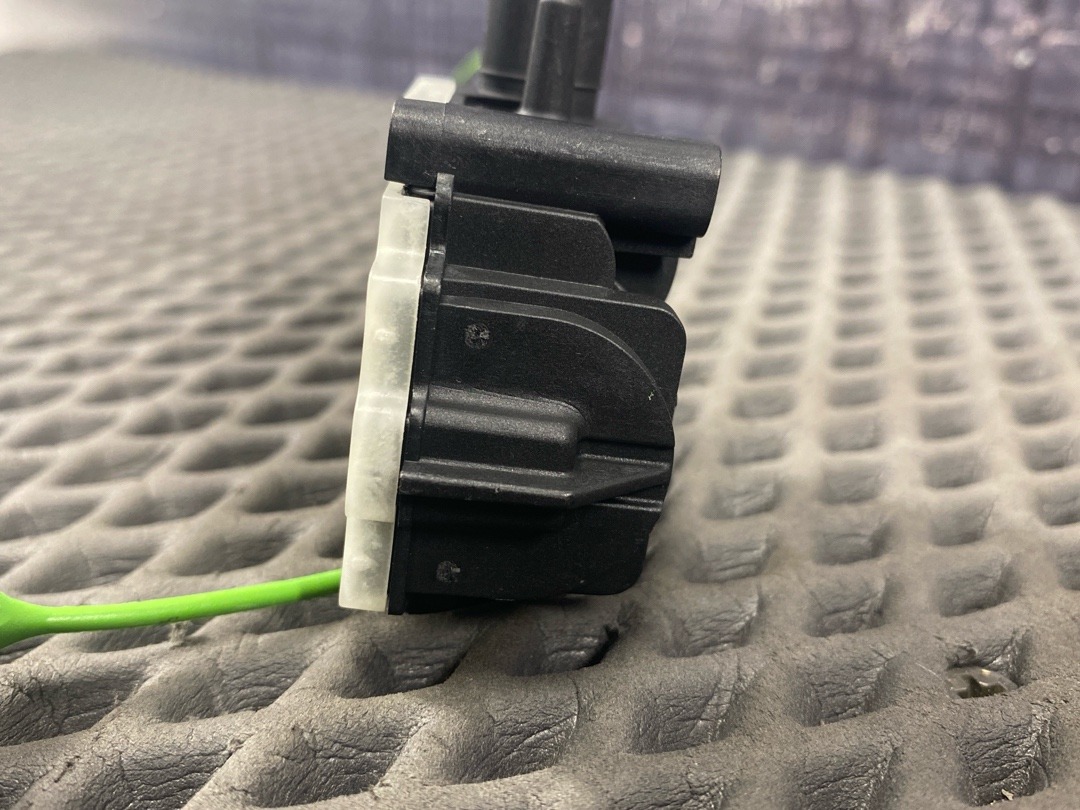 Замок лючка бензобака, 760 рублей, Красноярск