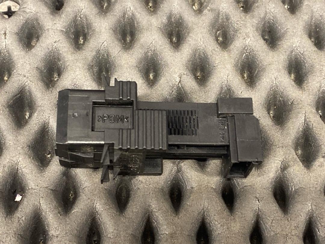 Концевик педали тормоза, 630 рублей, Красноярск