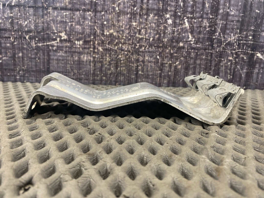 Кронштейн, 480 рублей, Красноярск