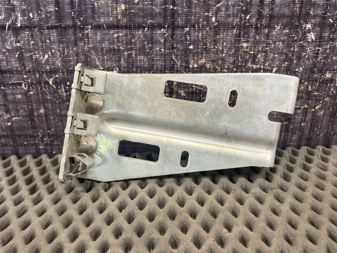 Кронштейн, 480 рублей, Красноярск