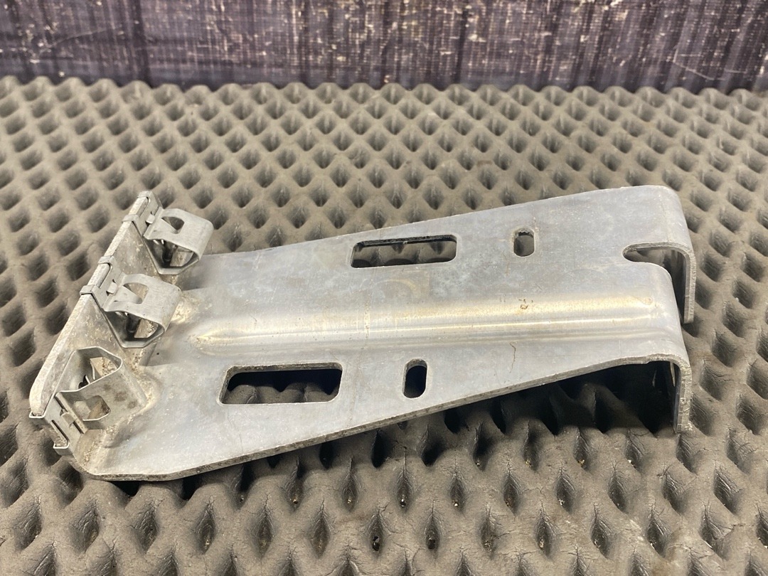 Кронштейн, 480 рублей, Красноярск