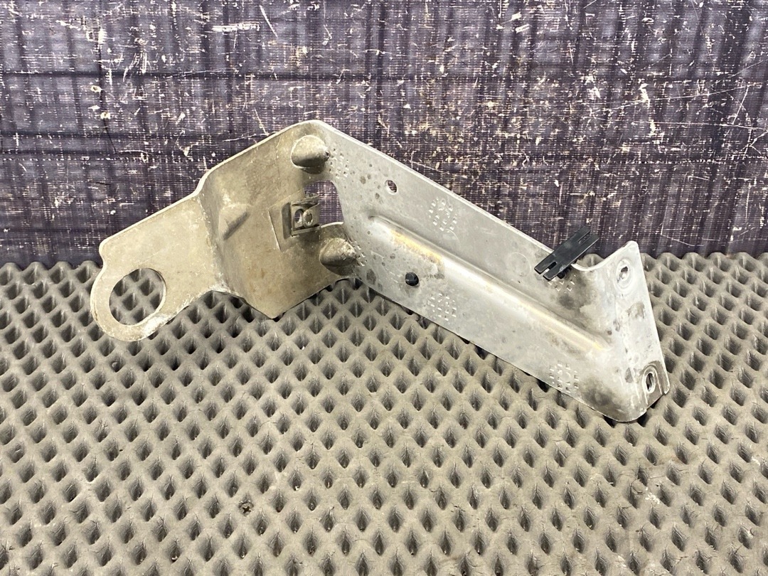 Крепление защиты двигателя, 1040 рублей, Красноярск