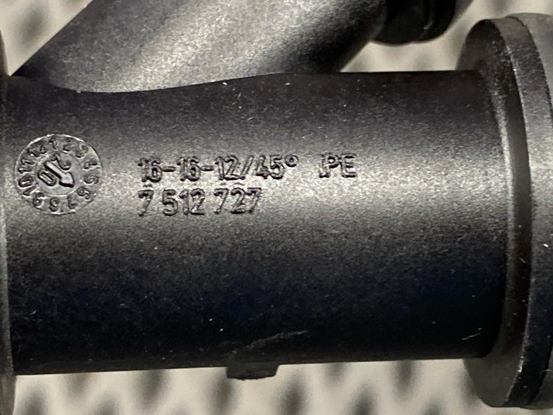 Шланг системы охлаждения, 1840 рублей, Красноярск