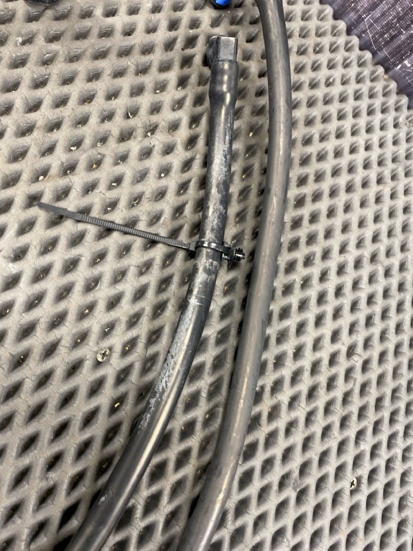 Шланг омывателя фар, 1510 рублей, Красноярск