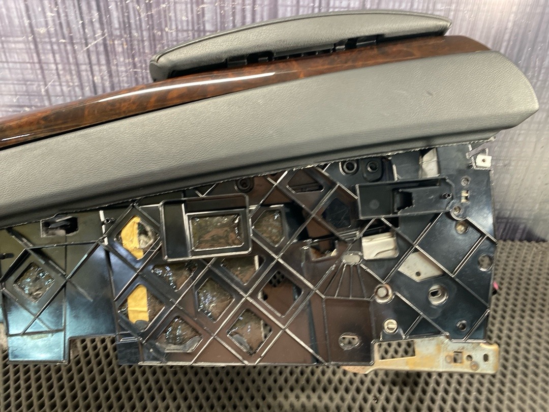 Консоль между сидений, 4980 рублей, Красноярск