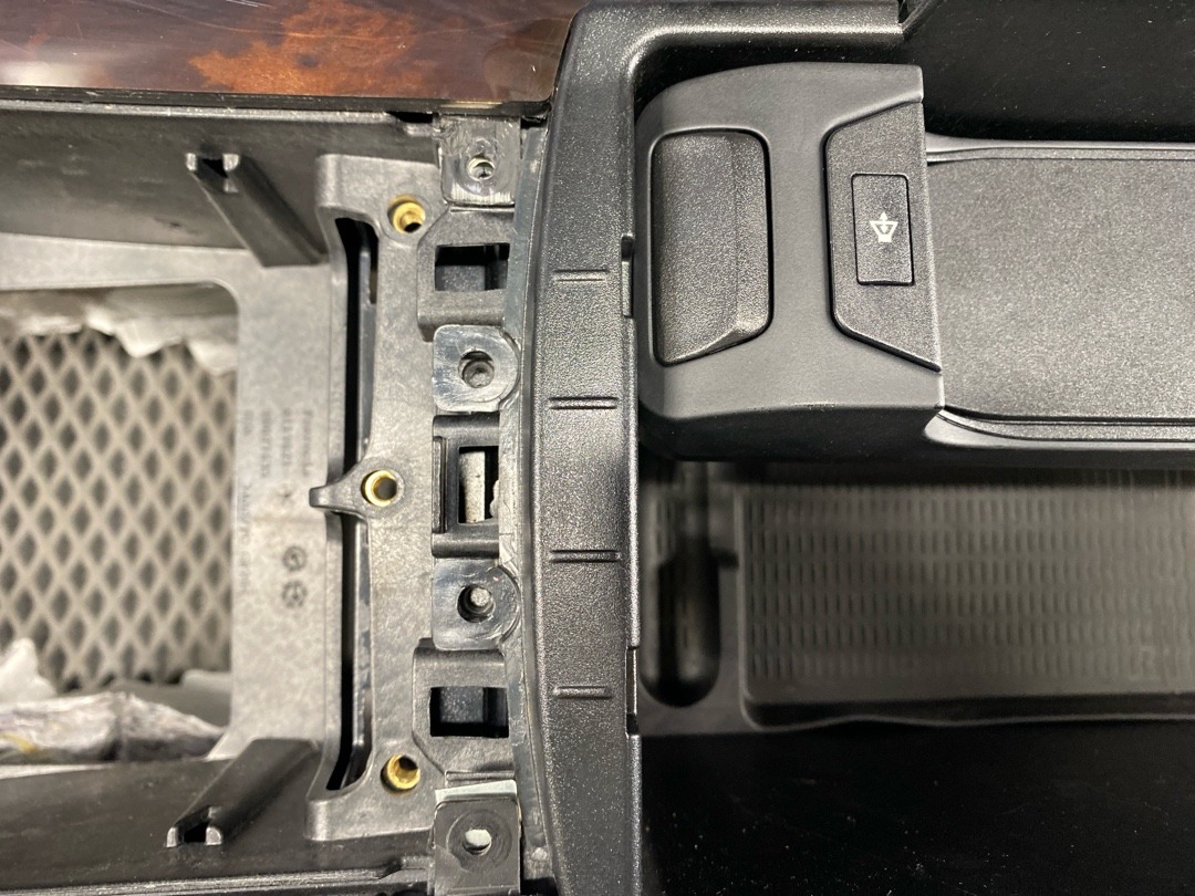 Консоль между сидений, 4980 рублей, Красноярск