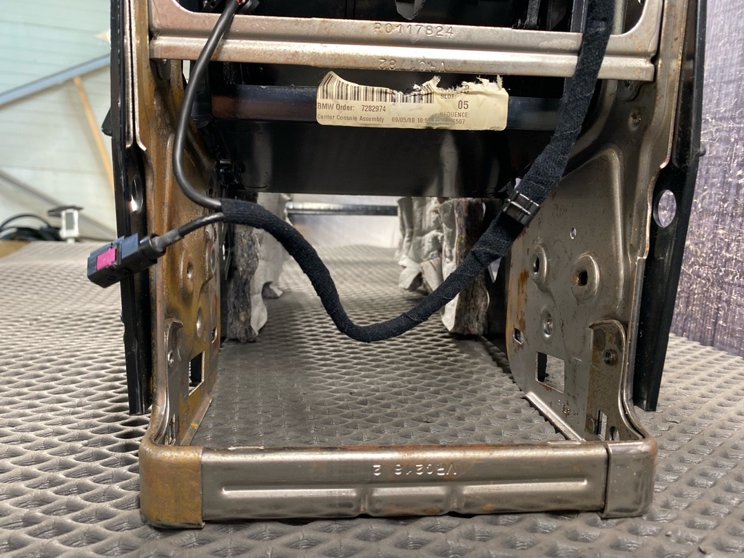 Консоль между сидений, 4980 рублей, Красноярск