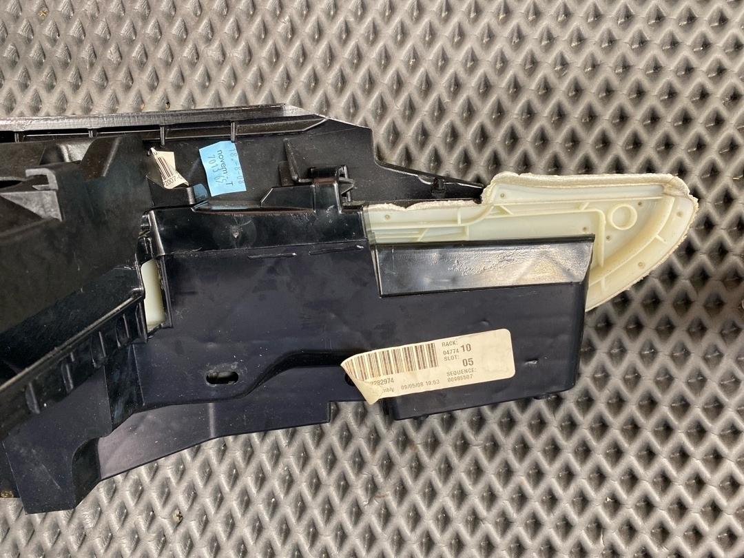 Консоль между сидений, 4980 рублей, Красноярск