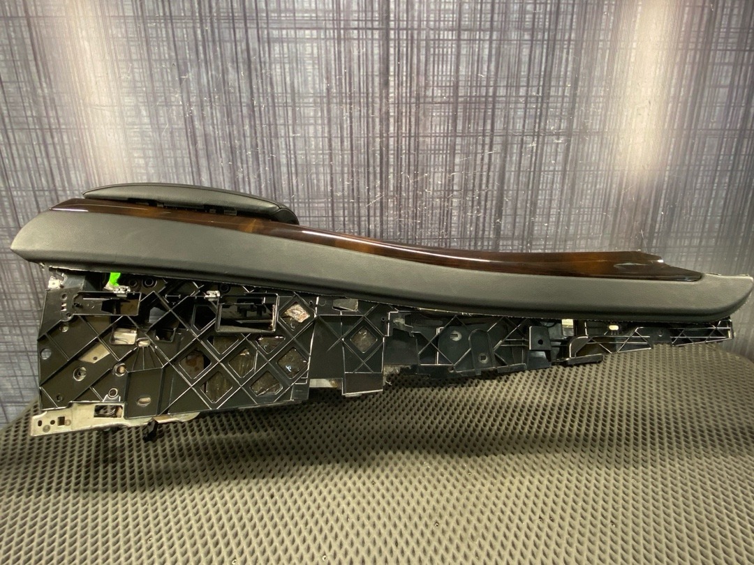 Консоль между сидений, 4980 рублей, Красноярск