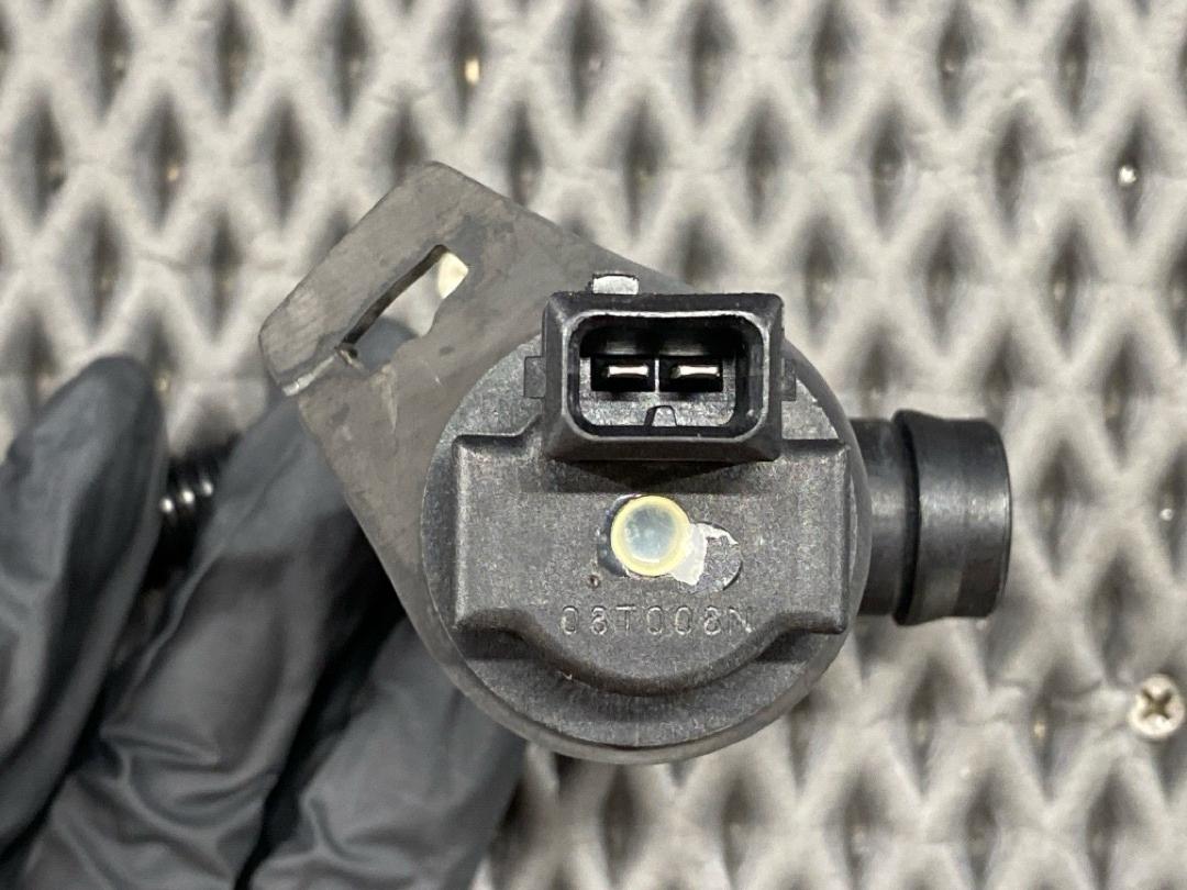 Клапан вентиляции топливного бака, 2970 рублей, Красноярск