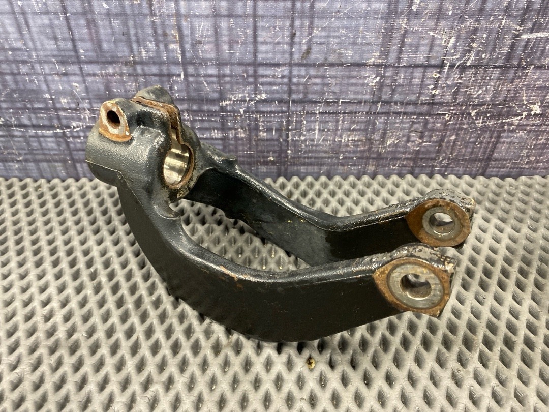 Кронштейн амортизатора, 1310 рублей, Красноярск