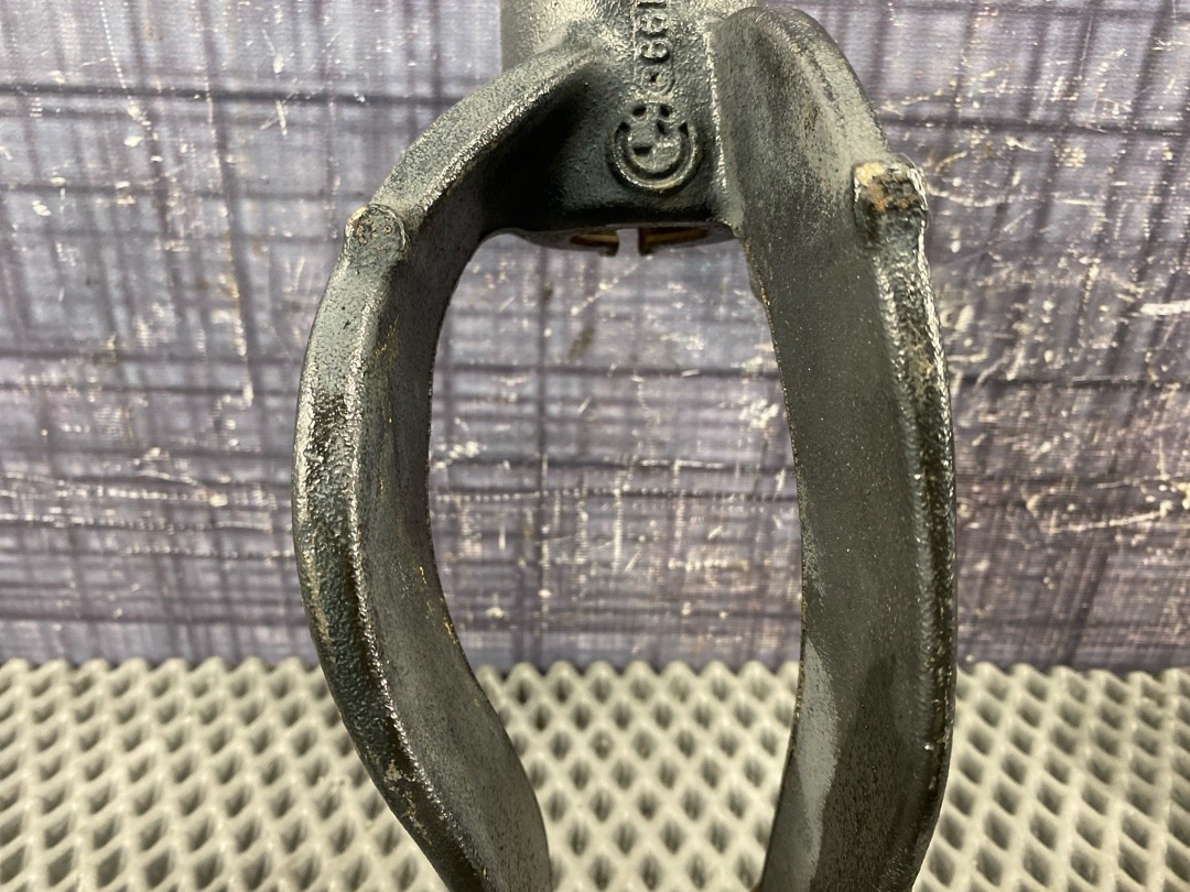 Кронштейн амортизатора, 1310 рублей, Красноярск