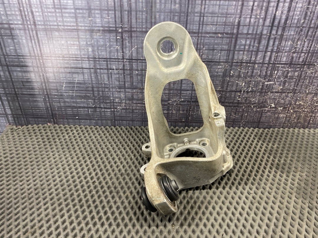 Поворотный кулак, 3260 рублей, Красноярск