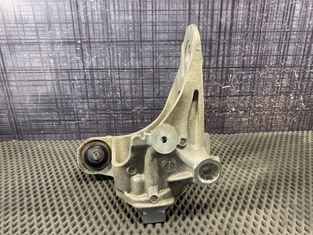 Поворотный кулак, 3260 рублей, Красноярск