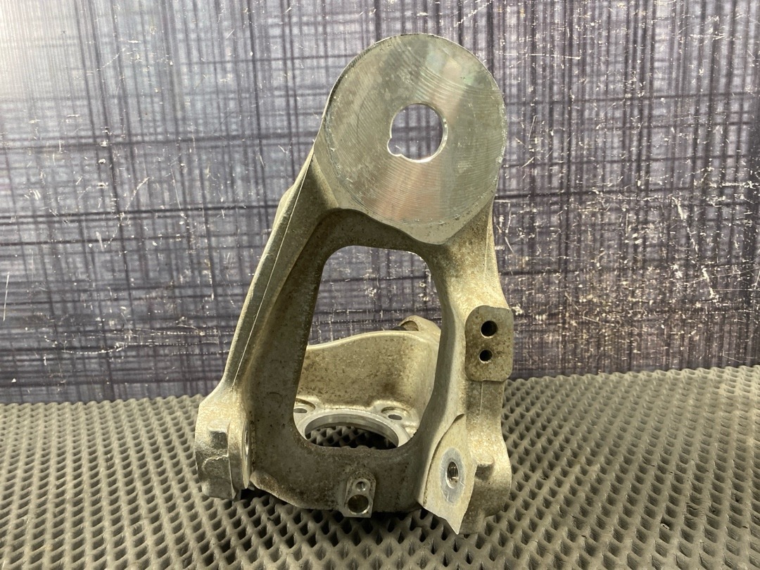 Поворотный кулак, 3260 рублей, Красноярск