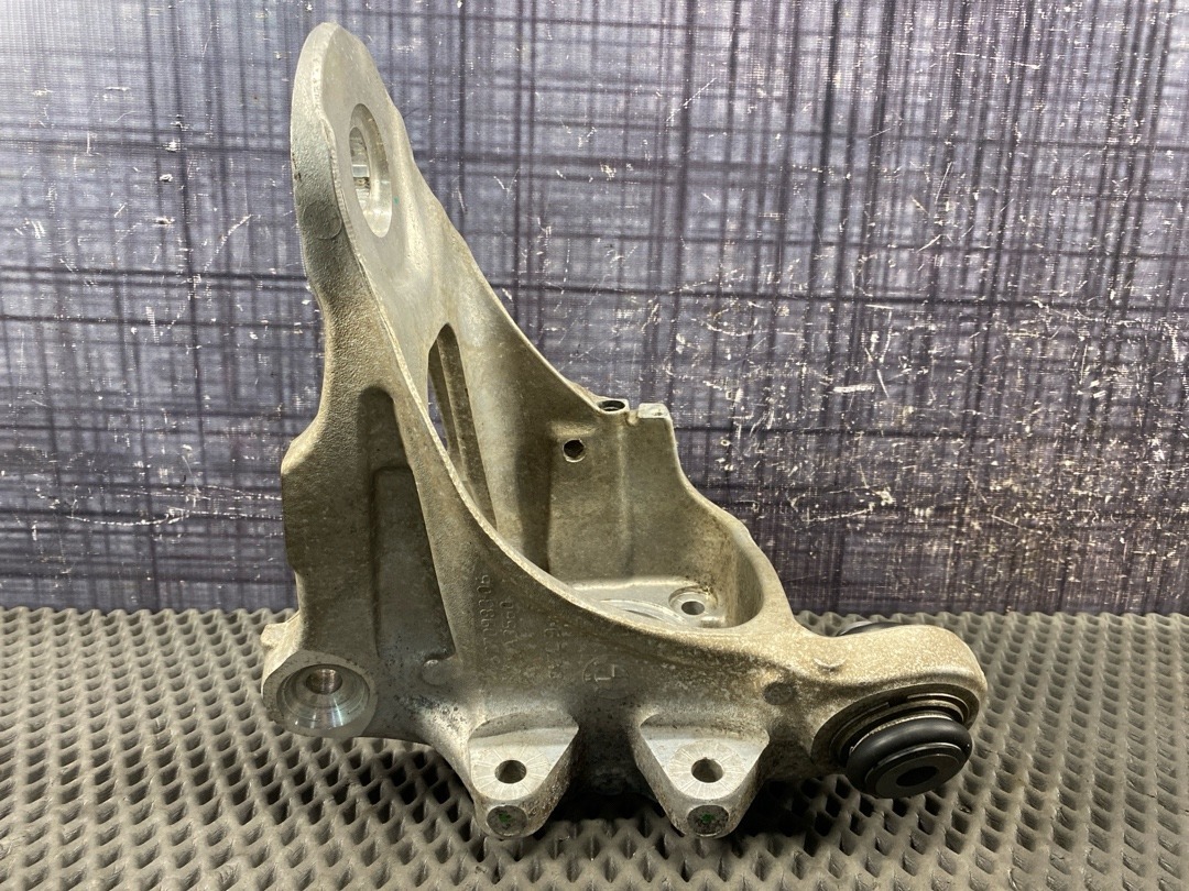 Поворотный кулак, 3260 рублей, Красноярск