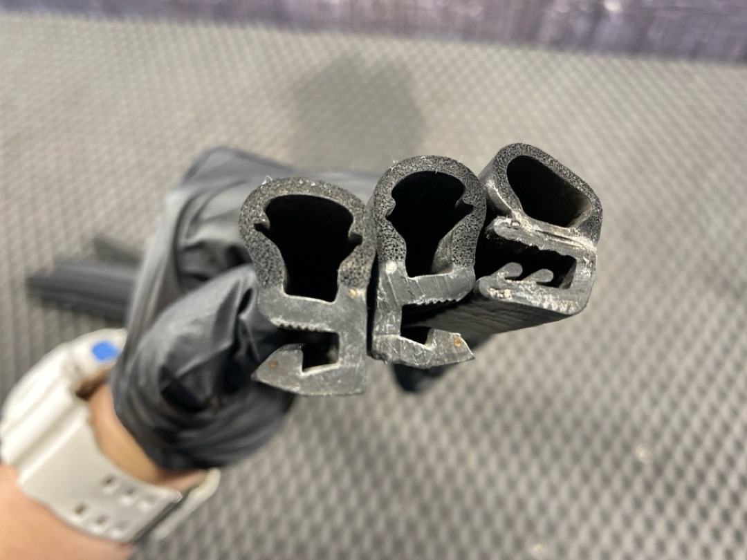 Подкапотный уплотнитель, 2970 рублей, Красноярск