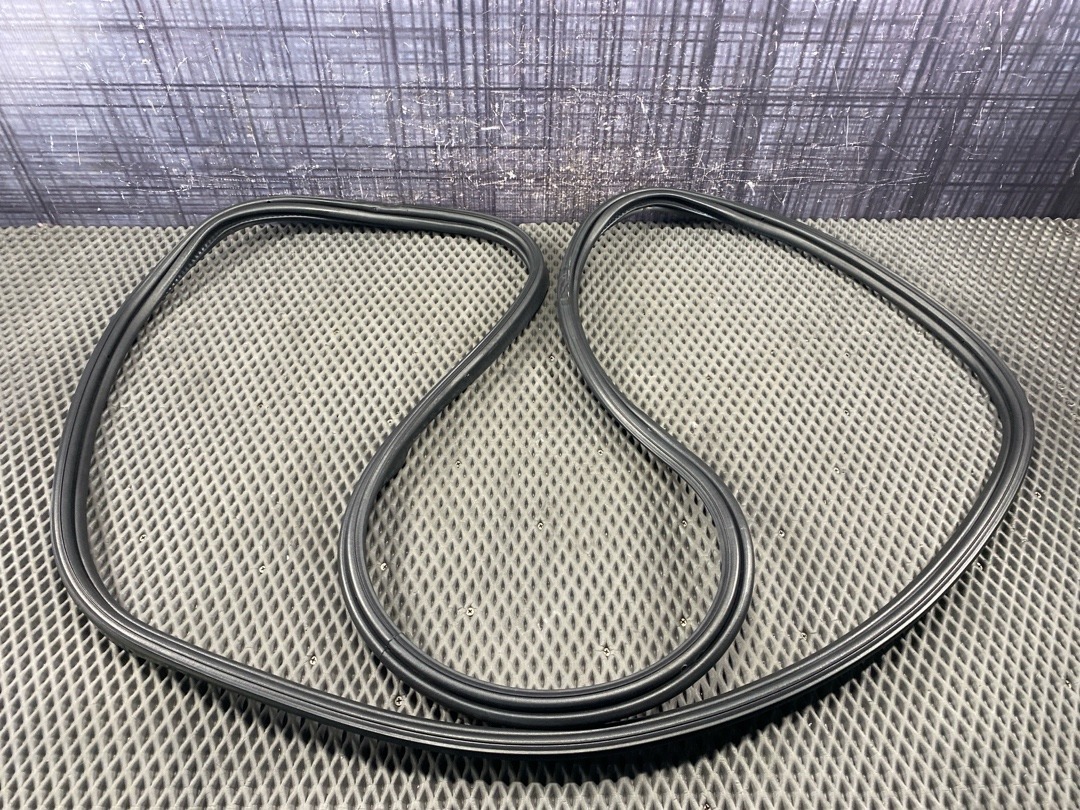 Уплотнитель крышки багажника, 1760 рублей, Красноярск