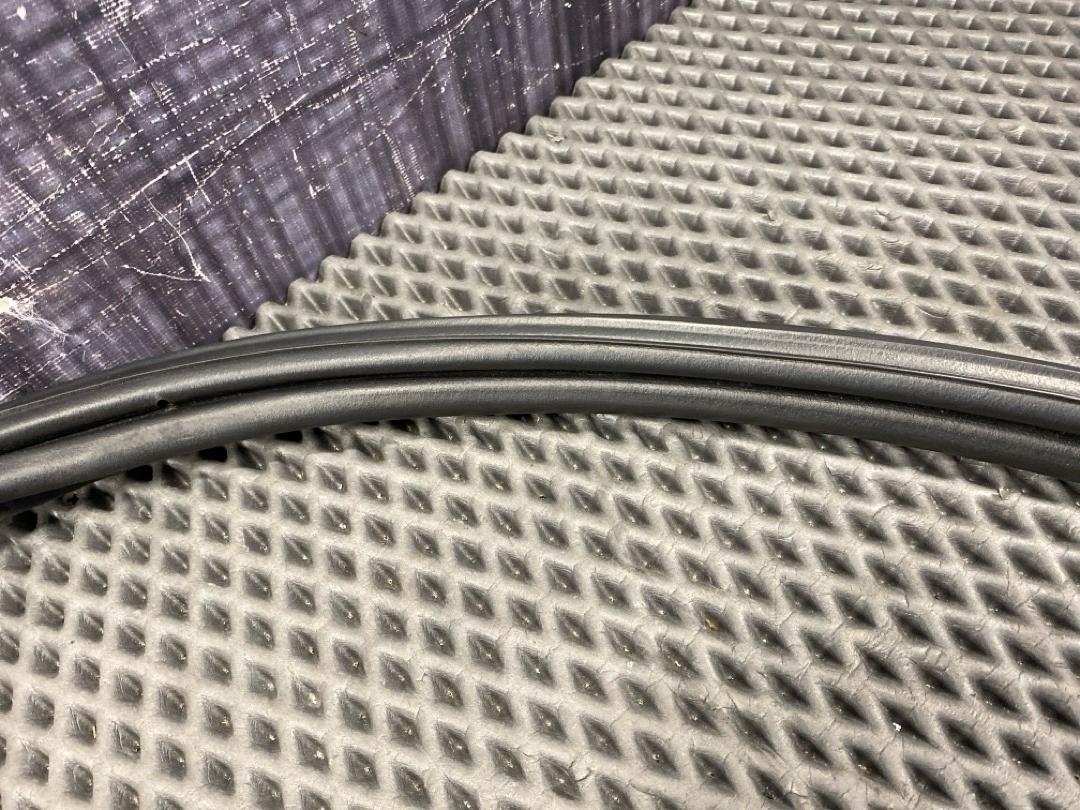 Уплотнитель крышки багажника, 1760 рублей, Красноярск