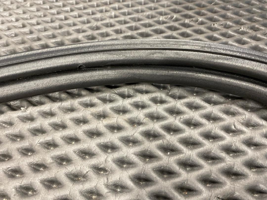 Уплотнитель крышки багажника, 1760 рублей, Красноярск