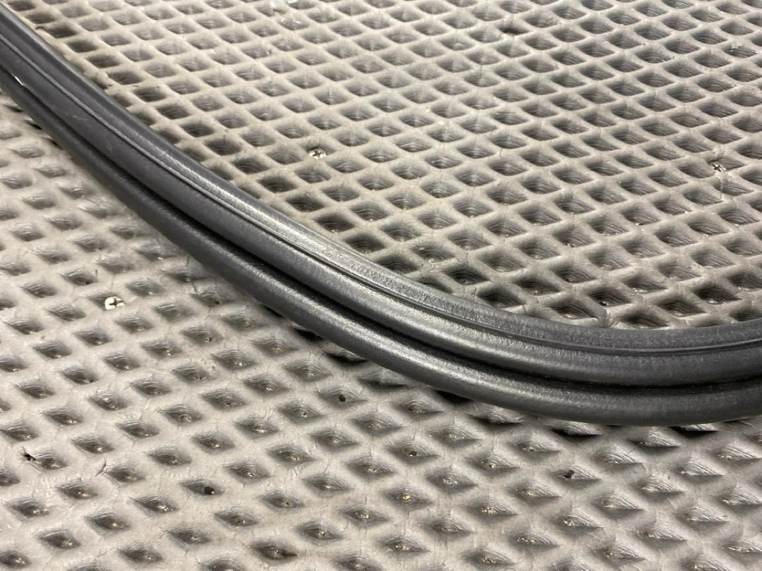 Уплотнитель крышки багажника, 1760 рублей, Красноярск