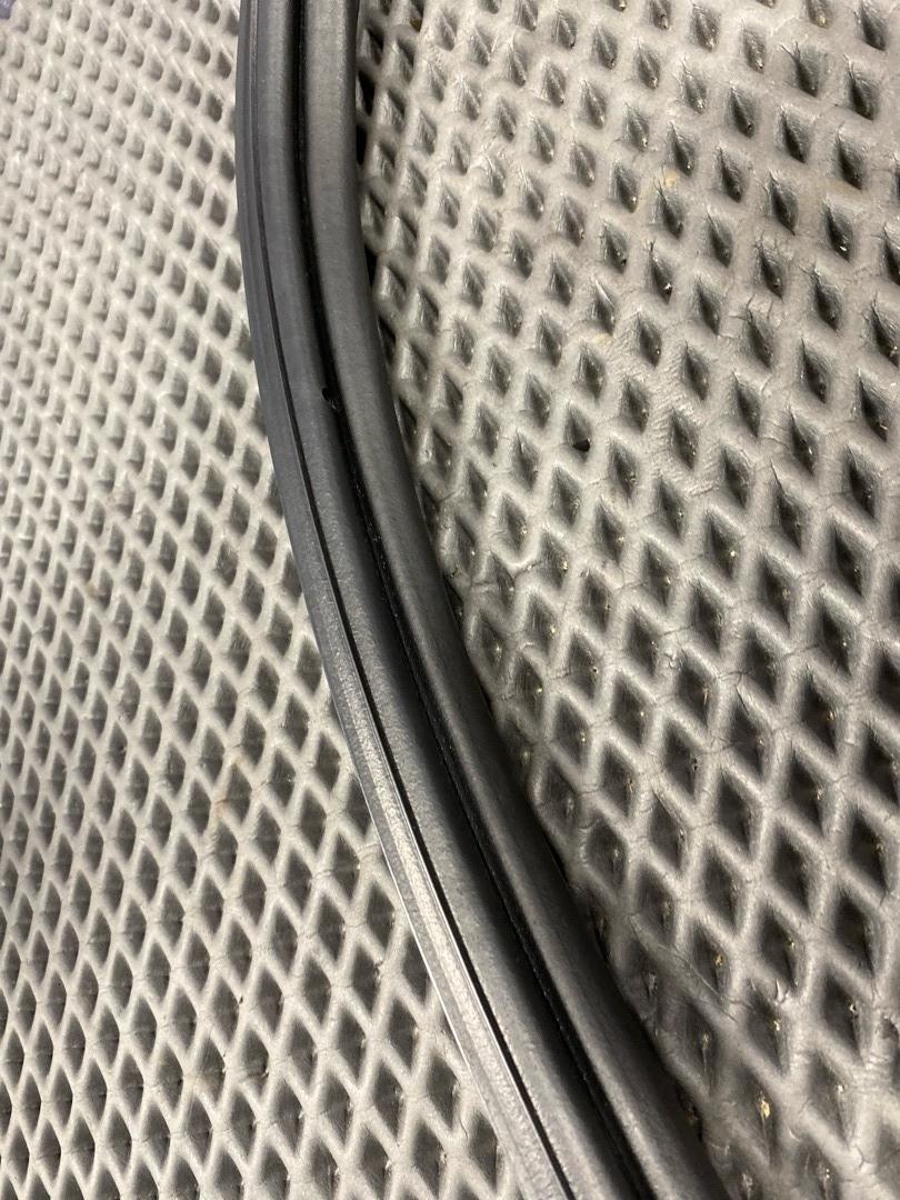 Уплотнитель крышки багажника, 1760 рублей, Красноярск