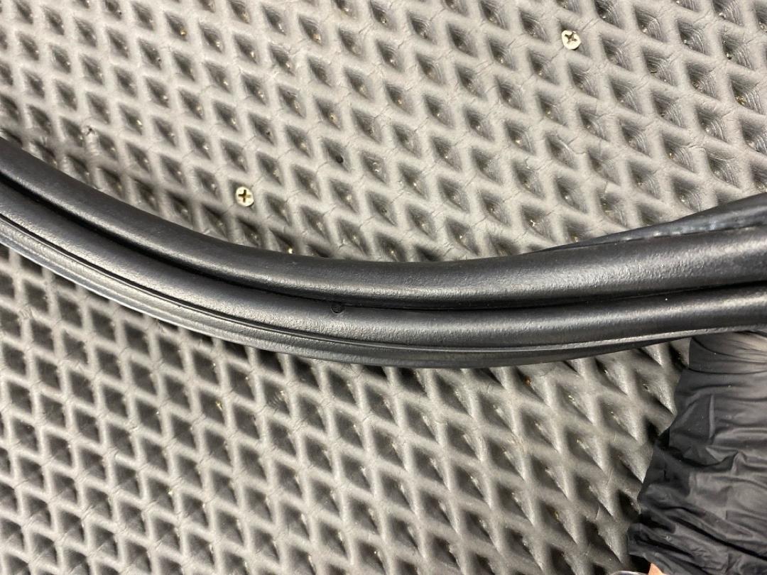 Уплотнитель крышки багажника, 1760 рублей, Красноярск