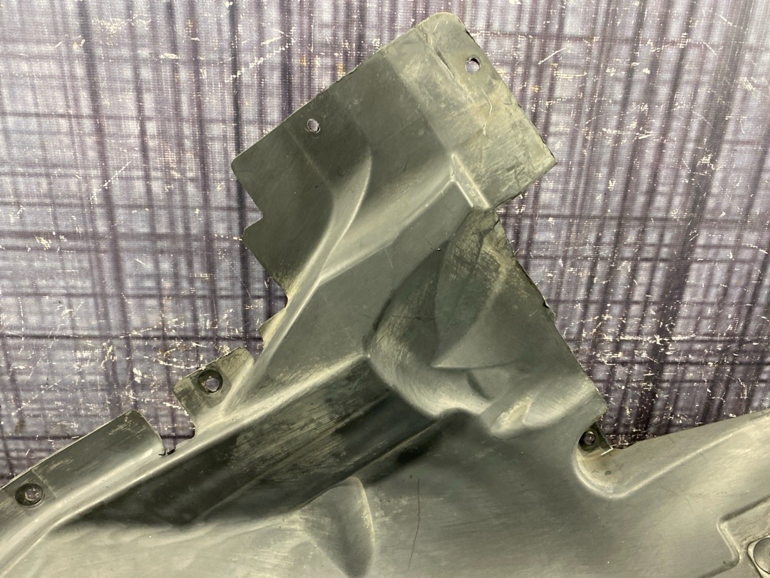 Подкрылок, 6720 рублей, Красноярск