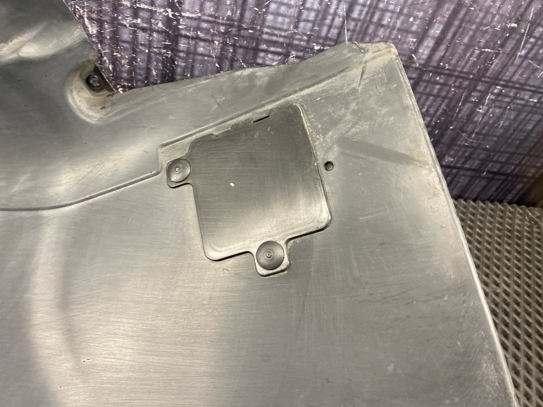 Подкрылок, 6720 рублей, Красноярск