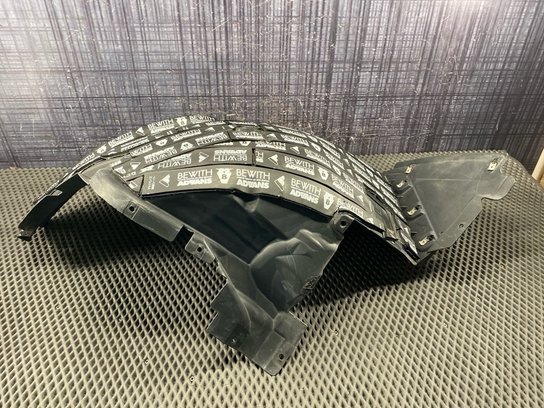 Подкрылок, 6720 рублей, Красноярск