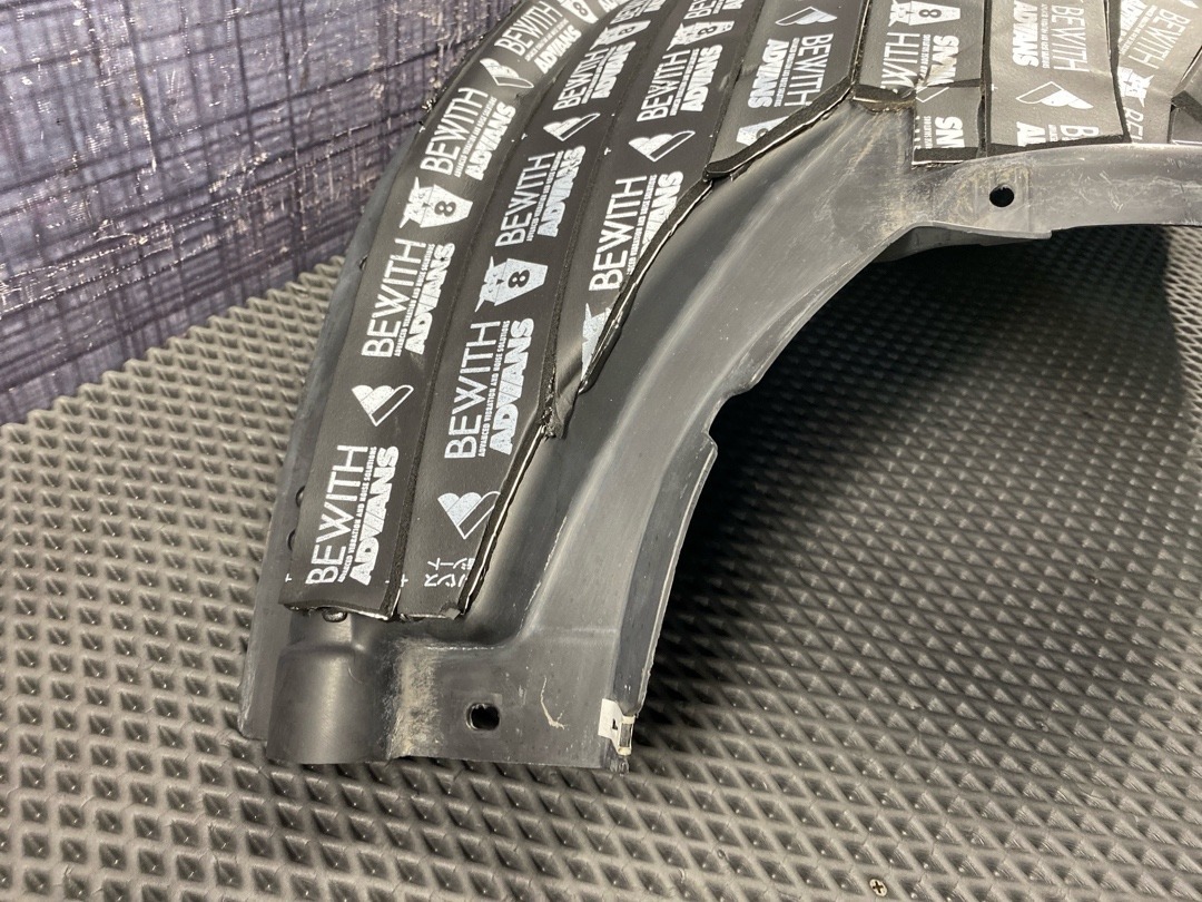 Подкрылок, 6720 рублей, Красноярск