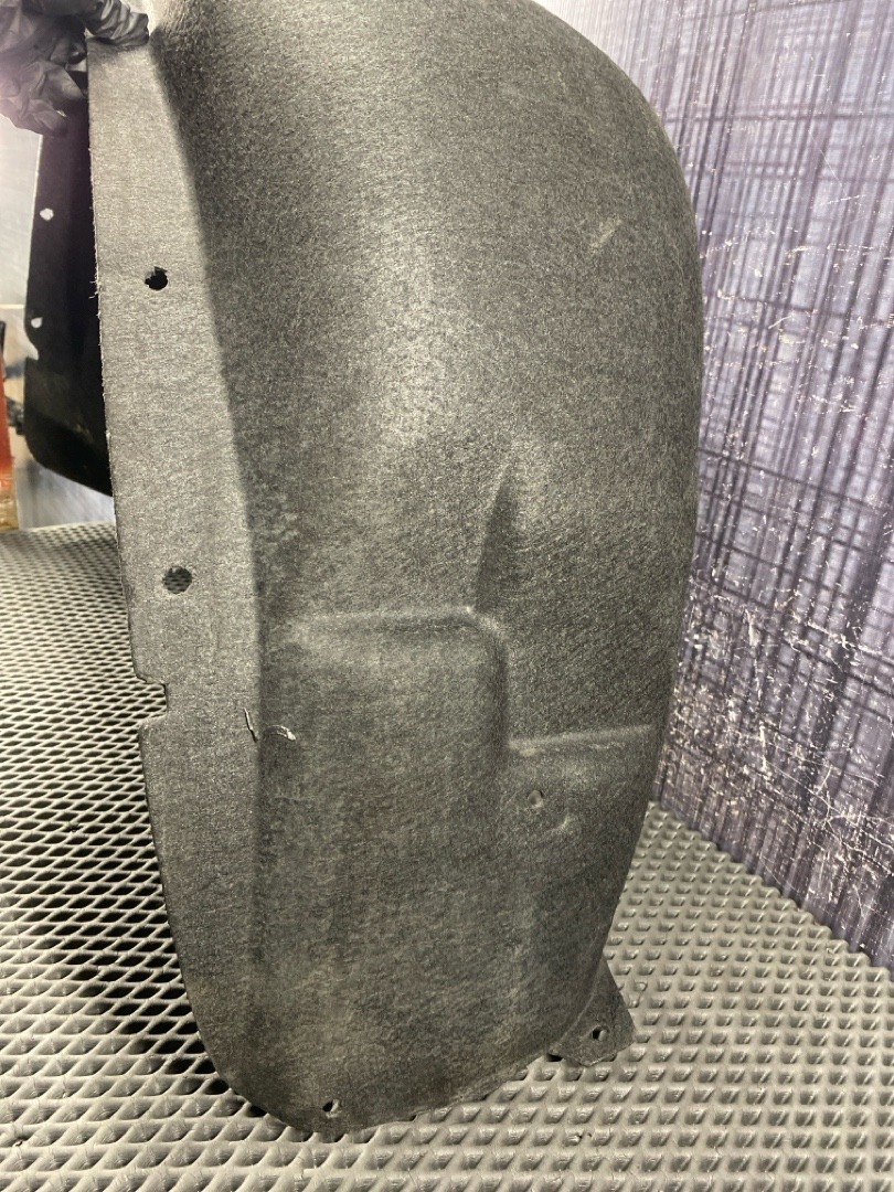 Подкрылок, 1920 рублей, Красноярск